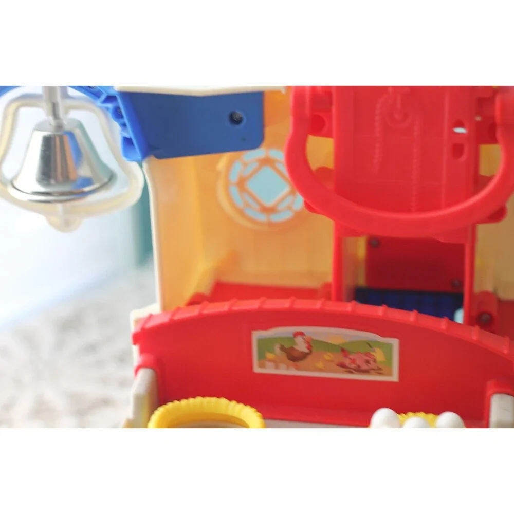 Fisher-Price FPM55 People Caring for Animals Farm Playset